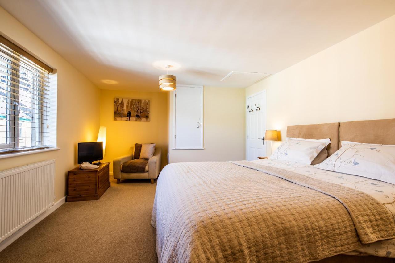 Buxton Centre Cosy Cottage With Free Secure Parking Exterior photo